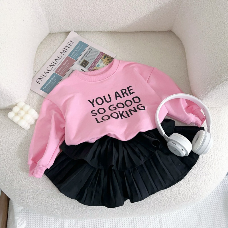 Bộ bé gái,Sét áo sweater da cá hồng chân váy xoè tầng 10 đến 30kg B0234