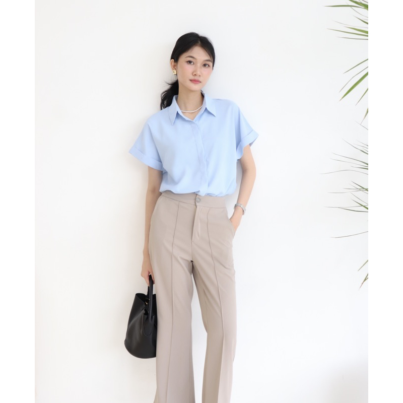 LIN CLOSET  Sơ mi công sở Tay ngắn LIN - BTS 2023