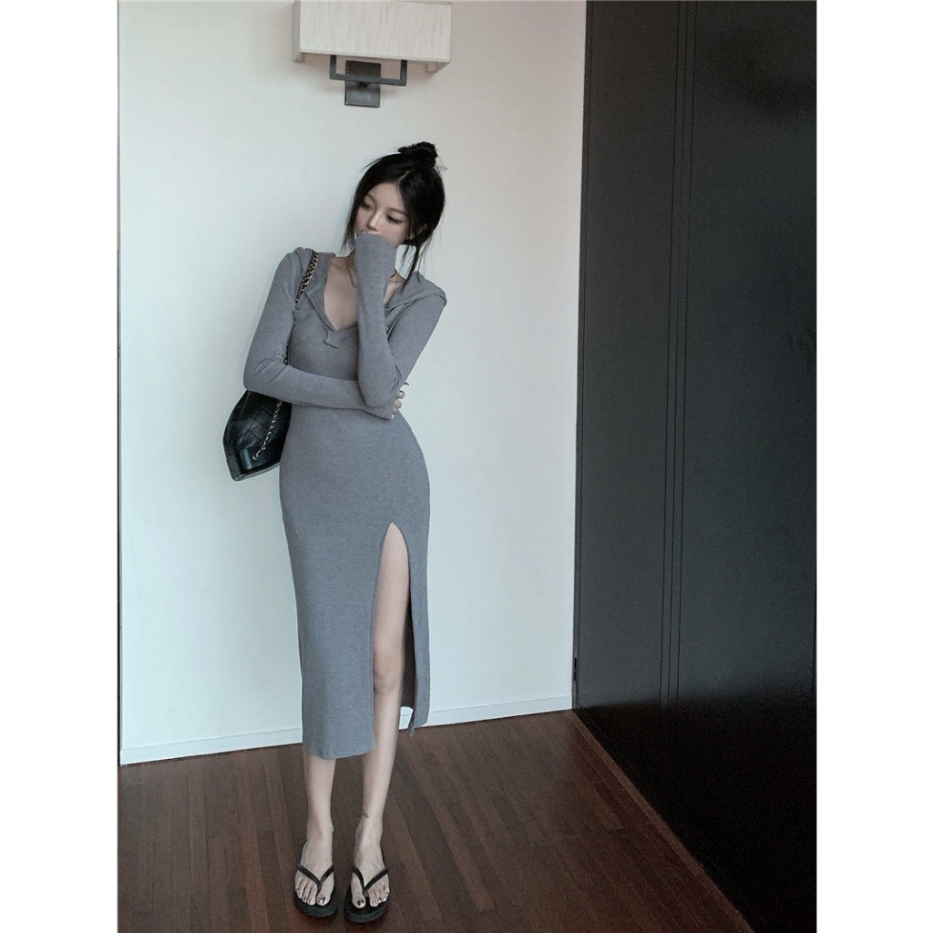 Đầm Nữ Dài Tay Xẻ Tà Có Mũ Phong Cách Trẻ Trung Năng Động Thu Đông