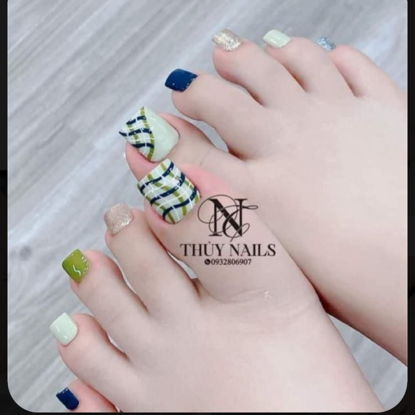 A8 bộ 24 móng chân giả