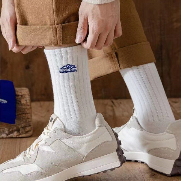 Đôi tất ống giữa ấm áp dày dặn dành cho nam và nữ mùa thu đông