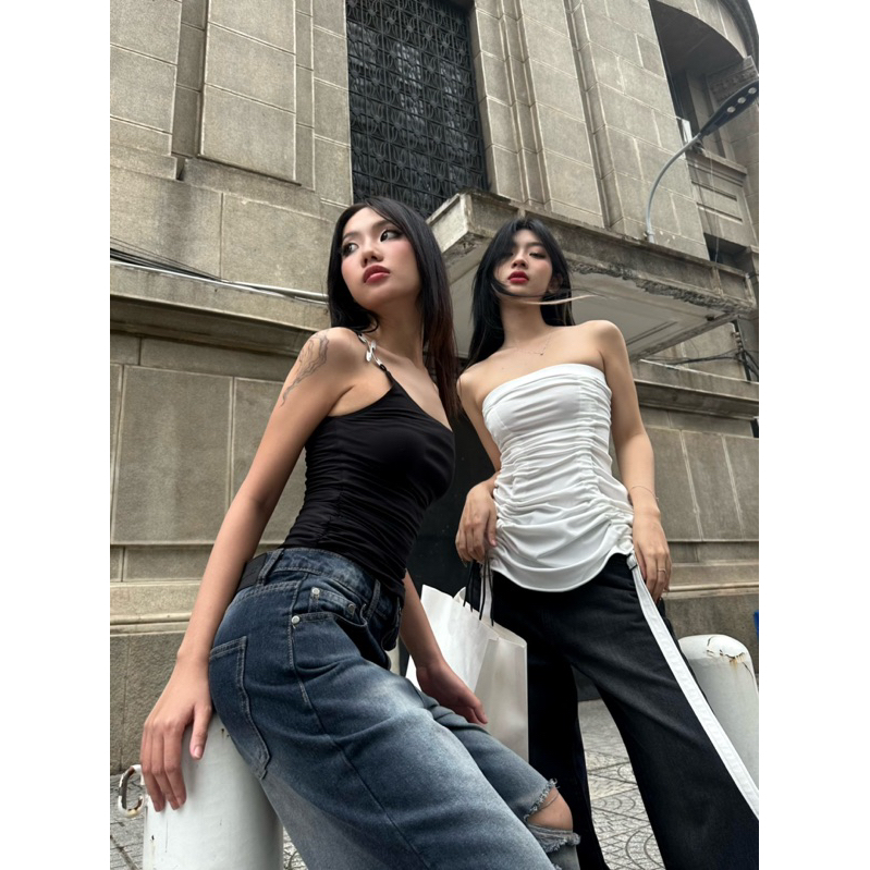 LINISS - BLACK RUCHED TOP