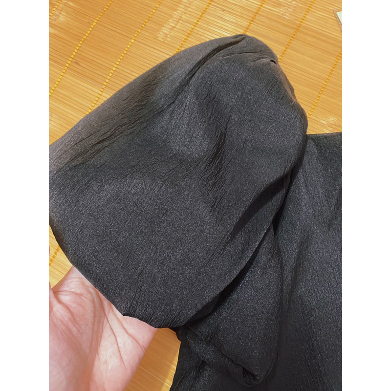 Pass áo tơ nhẹ mát dáng bồng bềnh tiểu thư szM new nguyên tag