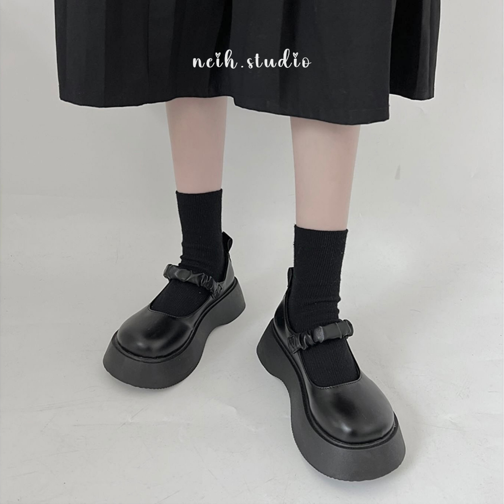 Giày Oxford nữ trơn đế bằng quai nhún 2 màu đen - be neih.studio