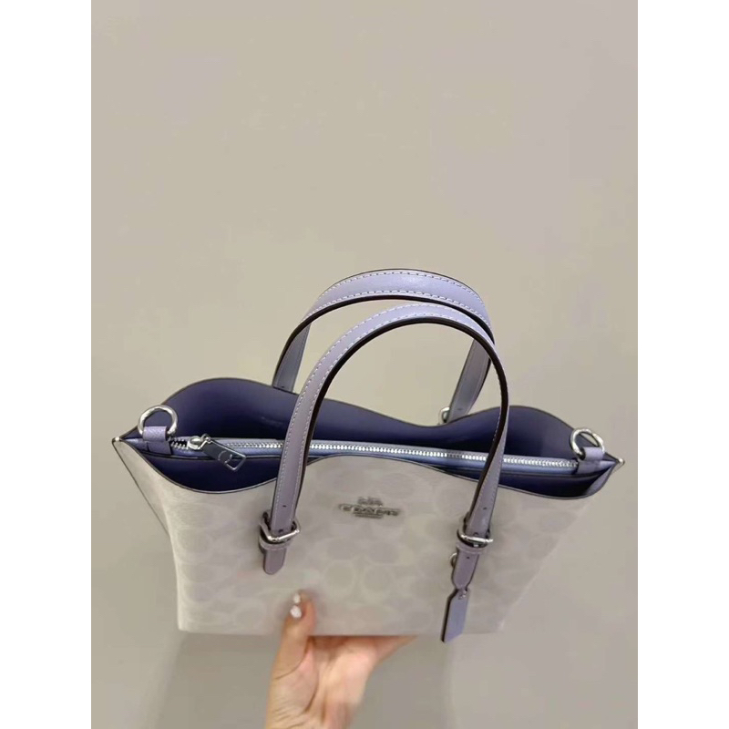 Túi xách nhỏ xinh