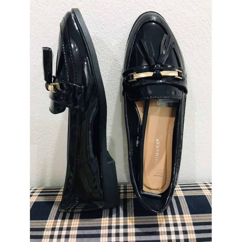 Bệt xuất dư Pri.m4rk da bóng