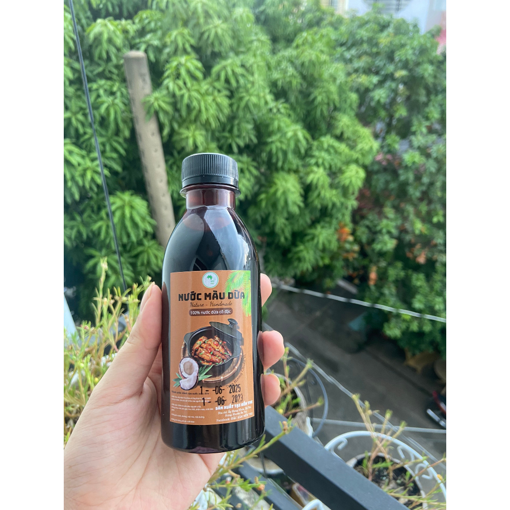 Nước màu dừa nguyên chất Bến Tre