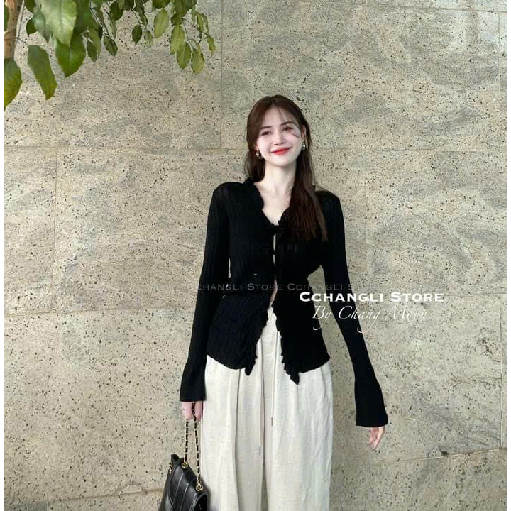 Áo len viền bèo tay loe dài xinh xắn