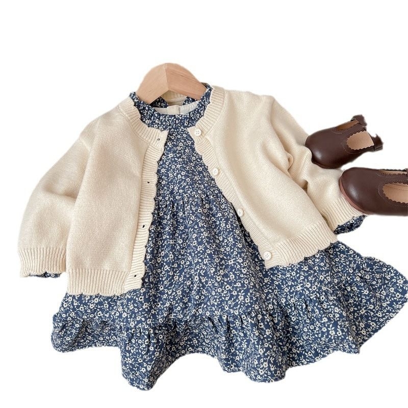 Set váy hoa kèm áo len montoghi trẻ em bộ hai chi tiêt