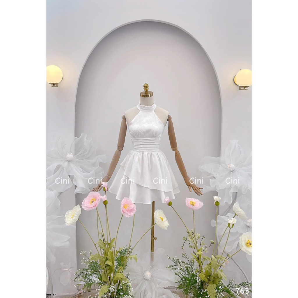 Váy yếm phối thân