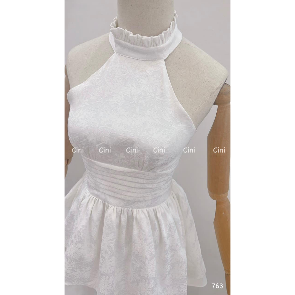 Váy yếm phối thân