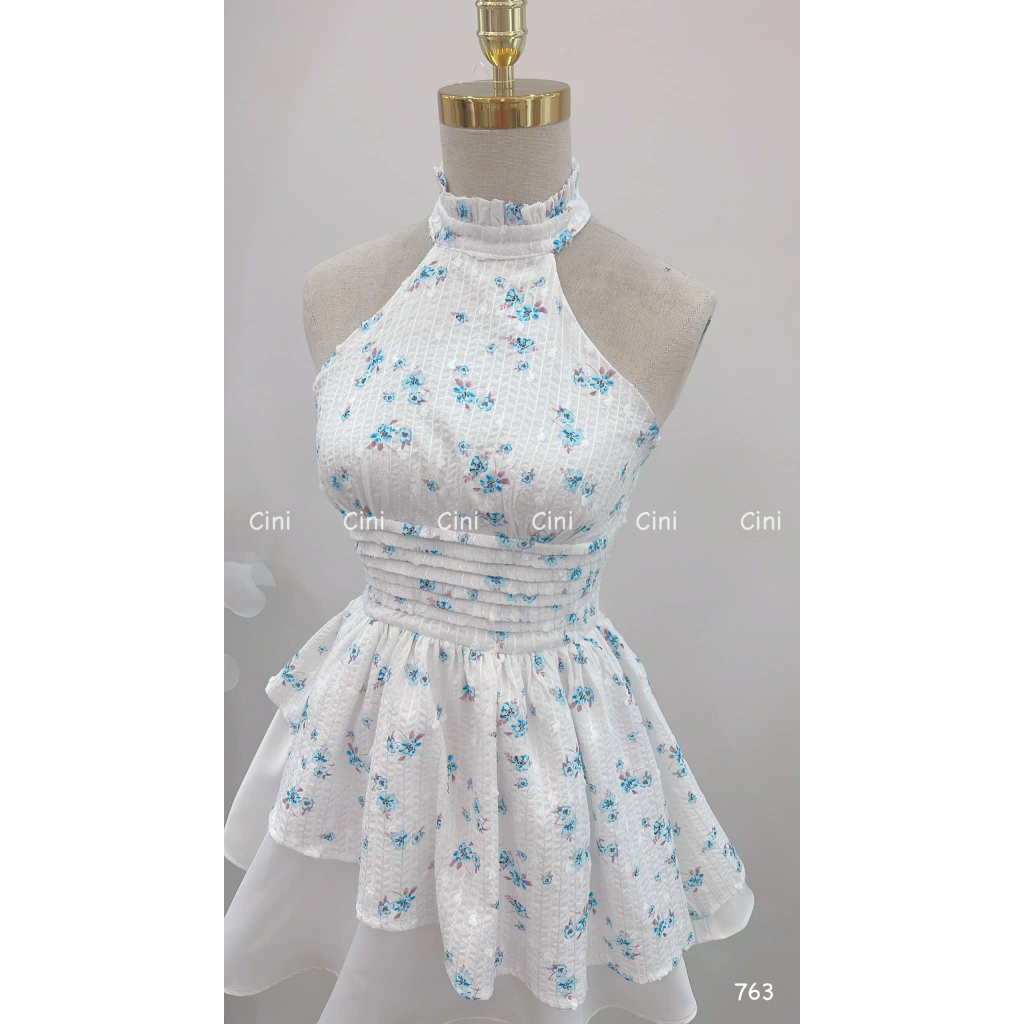 Váy yếm phối thân