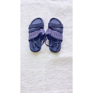 Giày dép sandal size 37 thanh lý 20k