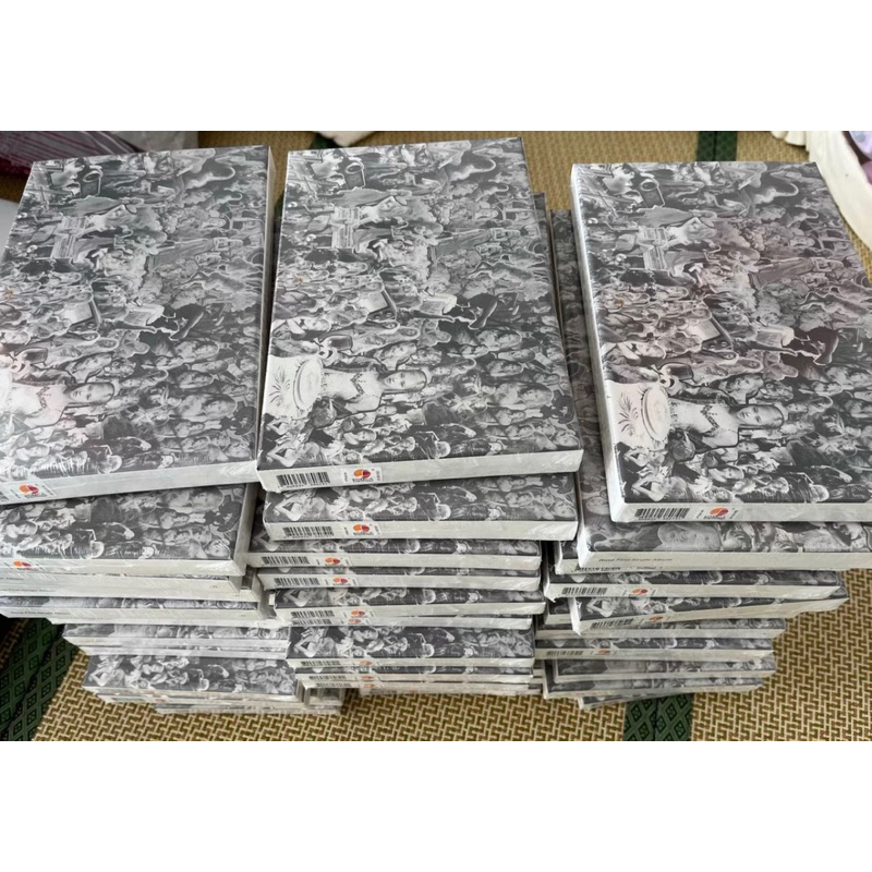 Album ảnh -R- Rosé BLACKPINK nguyên seal chính hãng