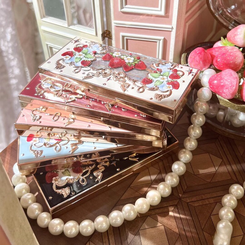 Phấn Mắt FLOWER KNOWS Strawberry Rococo Series