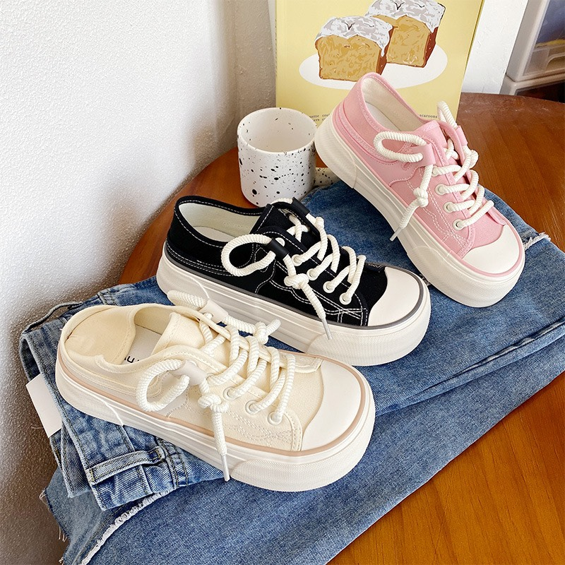 Giày thể thao nữ mũi bẹt dây tròn, giay sục đạp gót