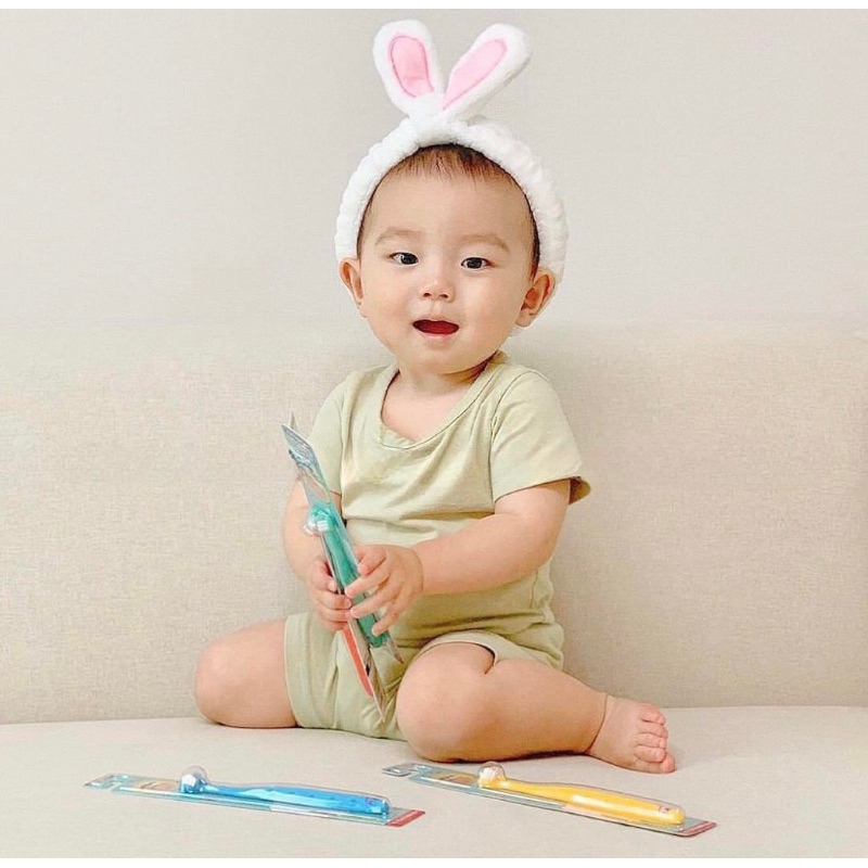 Bàn chải đánh răng 3 chiều cho bé nội địa Hàn