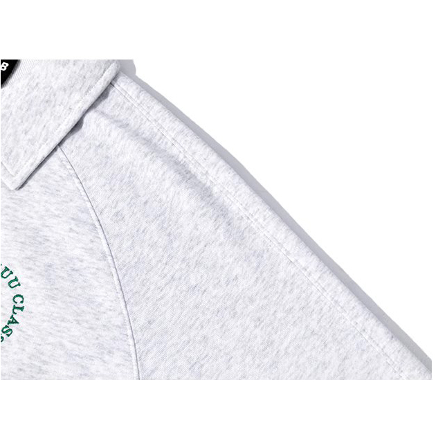 Áo sweater nỉ cổ bẻ Dessuu màu xám họa tiết chữ màu xanh lá