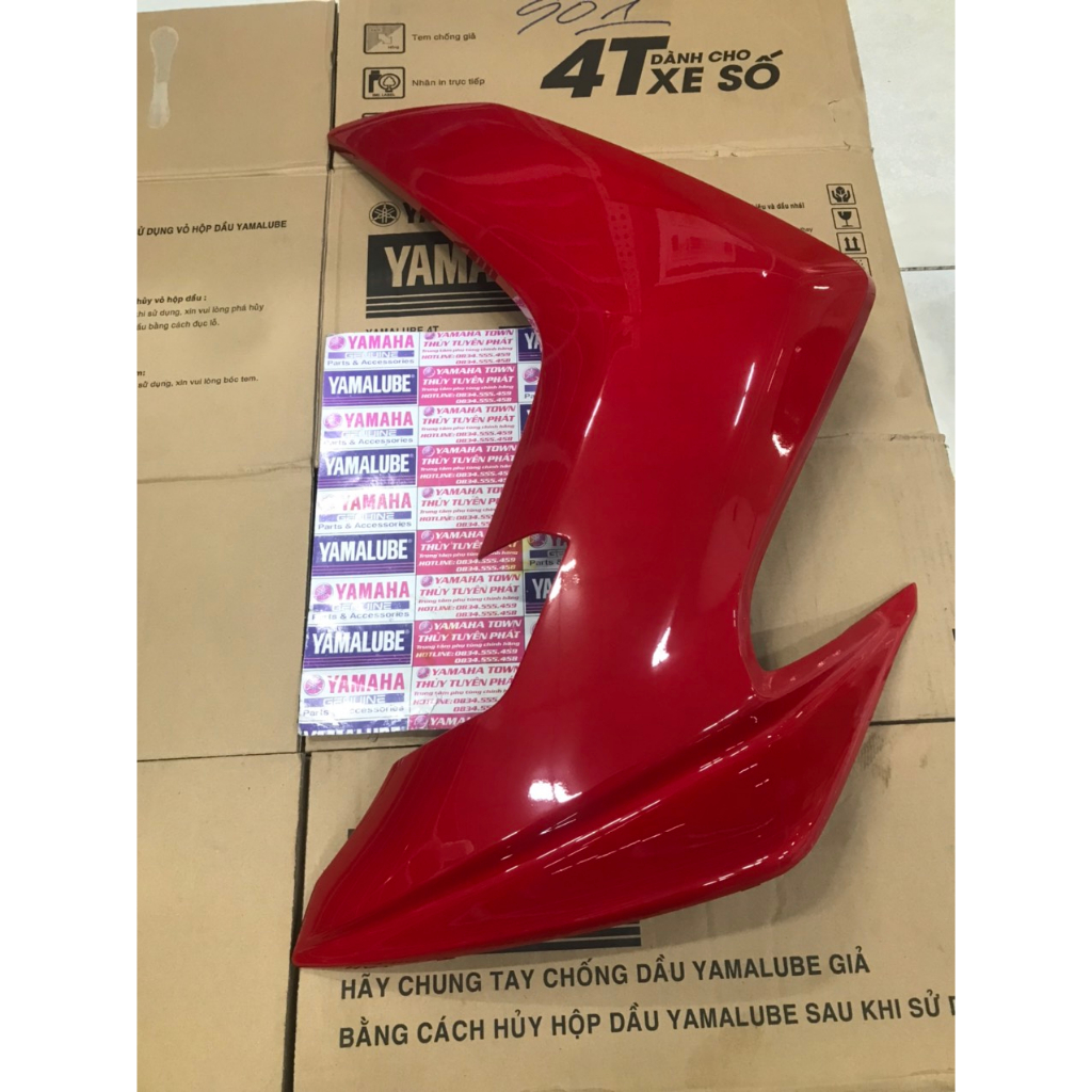 Cánh yếm đỏ bóng ex 155 zin chính hãng 100% yamaha
