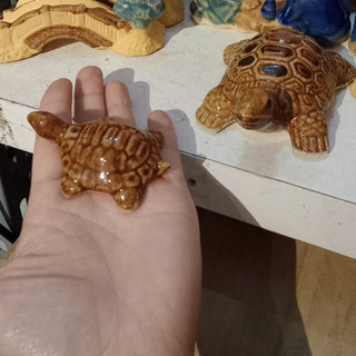 Rùa con trang trí bể cá, làm mô hình, tiểu cảnh sân vườn 2 size lớn nhỏ