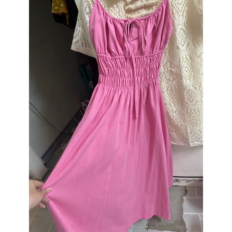 Đầm hồng 2 dây Cocosin freesize