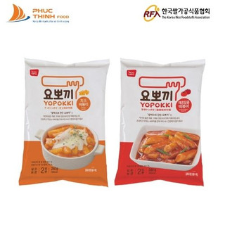 Combo 2 vị: Kem Phomai, Cay ngọt - Bánh gạo Hàn Quốc Yopokki gói lớn 240g/ gói tokpokki