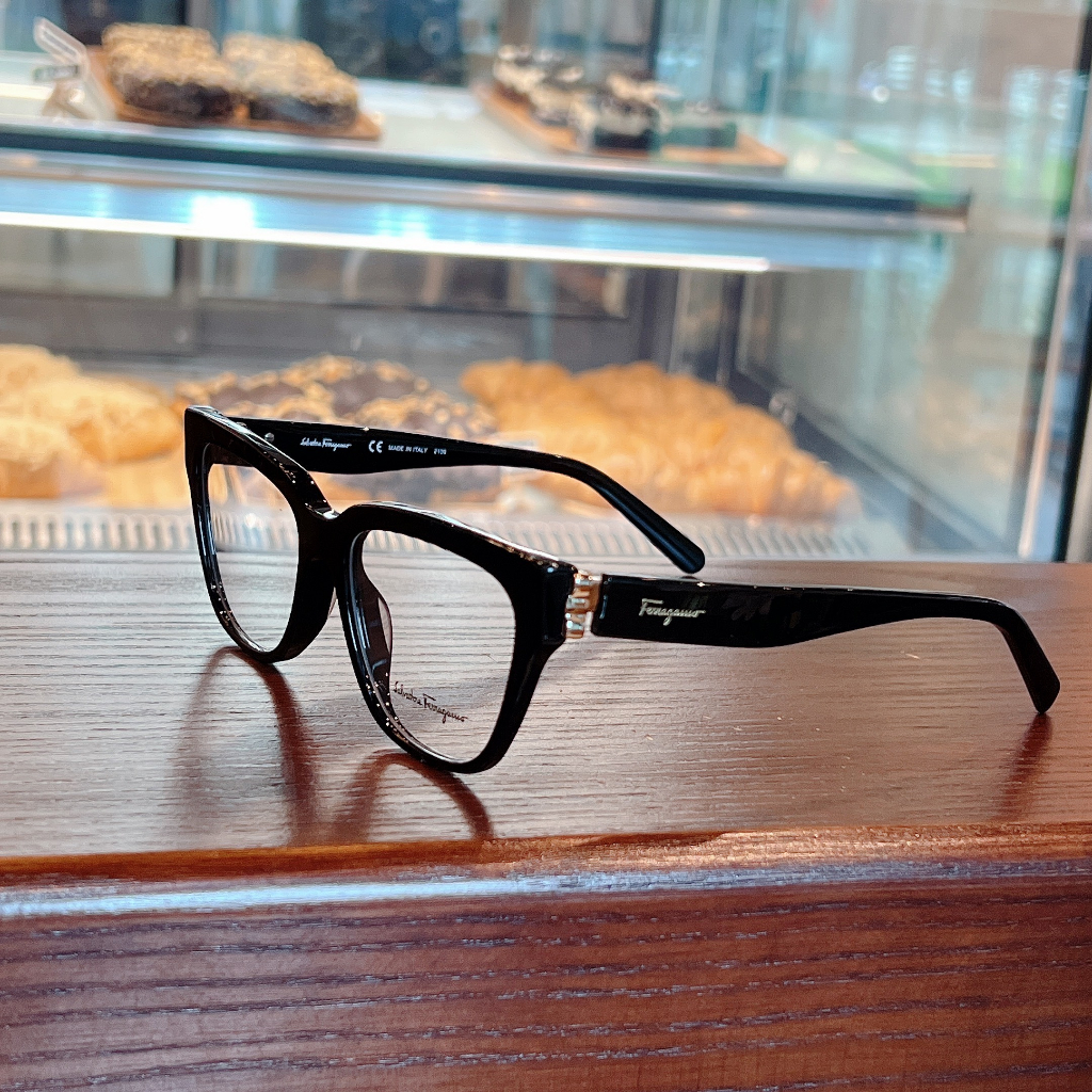 Gọng kính cận nữ Salvatore Ferragamore SF2893 001 Black