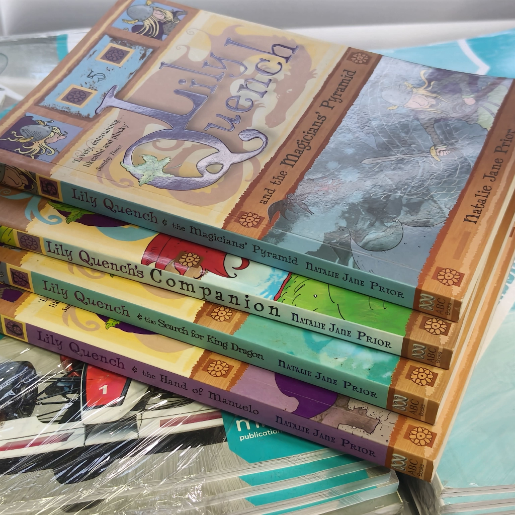 Sách - Tiểu thuyết tiếng Anh cho trẻ - Lily Quench Jane Prior