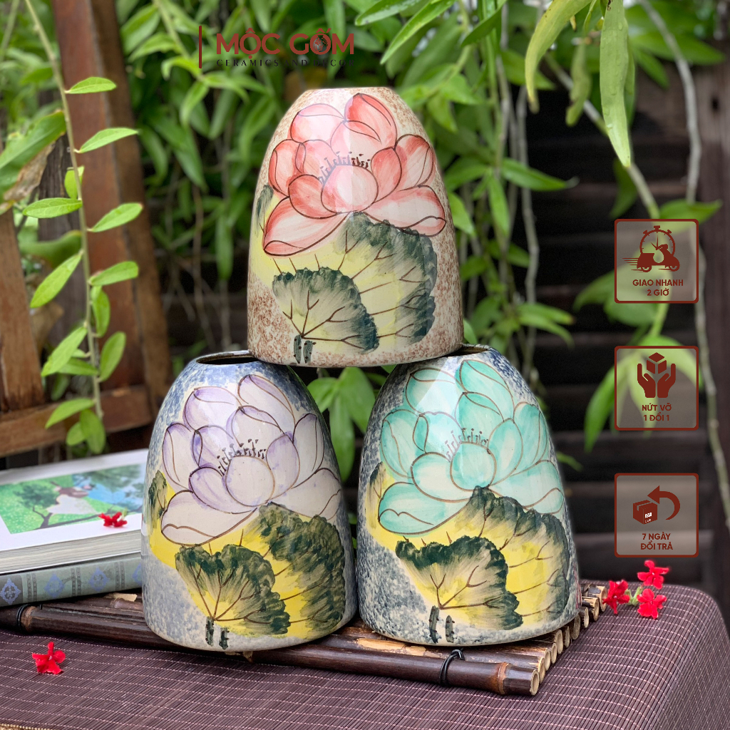 Bình hoa dáng chuông gốm mini vẽ tay họa tiết thủ hoa sen, con chim, quả hồng | Mộc Gốm MG263