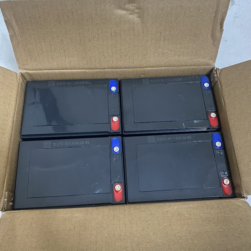 Bộ 4 bình Acquy yamato 12v 14ah khô dùng cho xe đạp, máy điện. Loa kéo, Bộ lưu trữ năng lượng mặt trời, quạt tích điện.