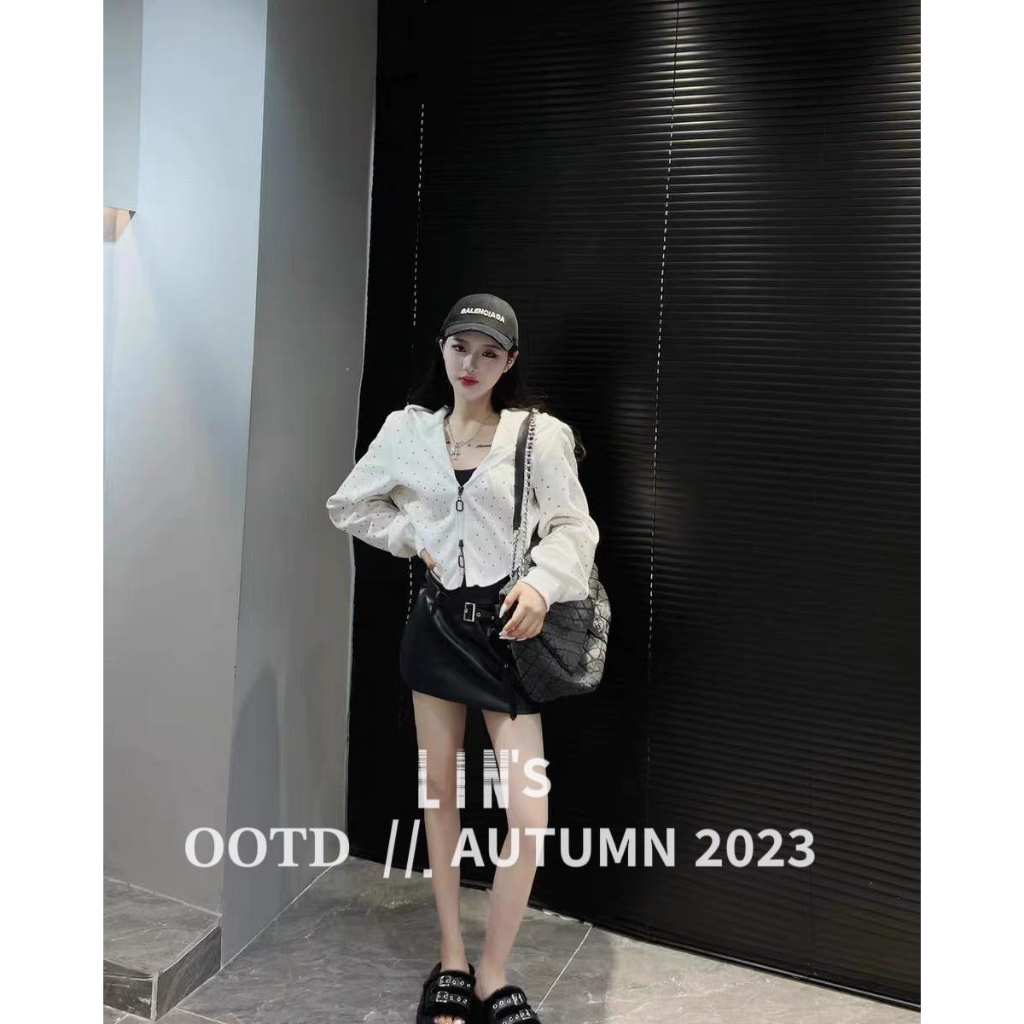ÁO KHOÁC MŨ ĐÍNH ĐÁ - KHÓA 2 CHIỀU HÀNG QCL1