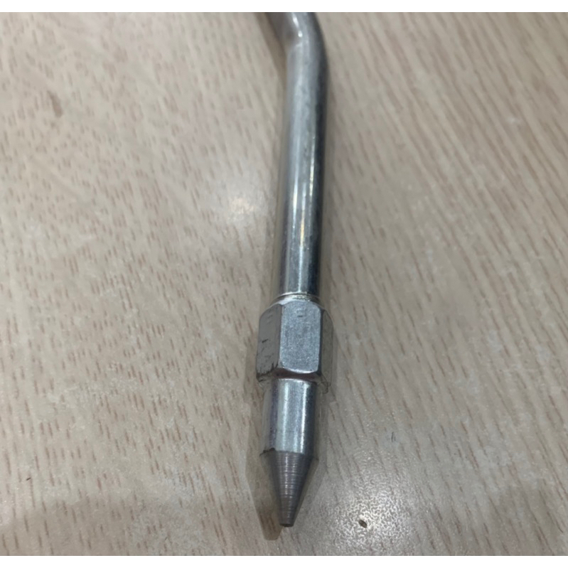 Que bơm mỡ nhọn