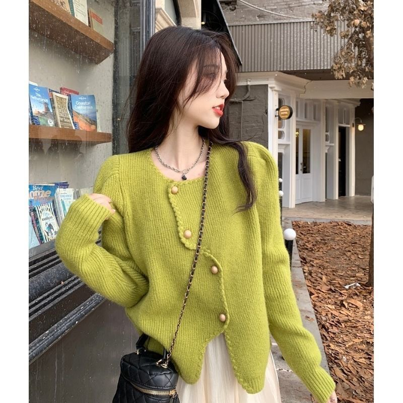 Áo cardigan đính cúc lệch chéo vintage 4 màu cực xinh