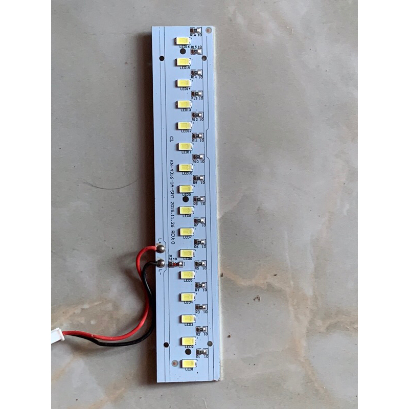 Bóng lét chạy pin 18650 3,7V