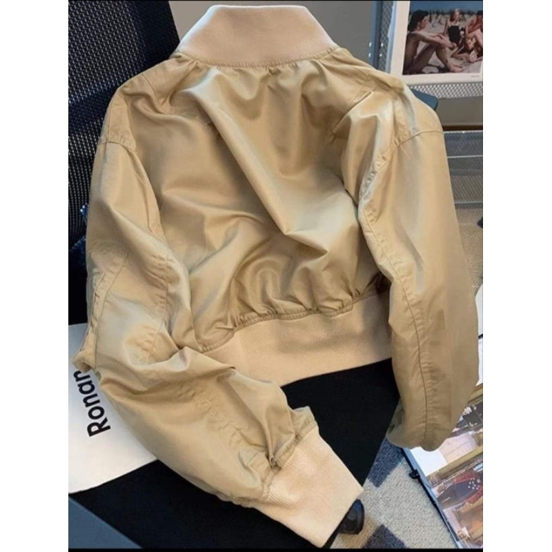 Áo bomber nữ kéo khóa dáng ngắn hàng Quảng Châu
