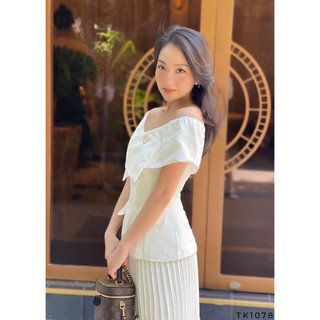 Áo trễ vai đắp chéo