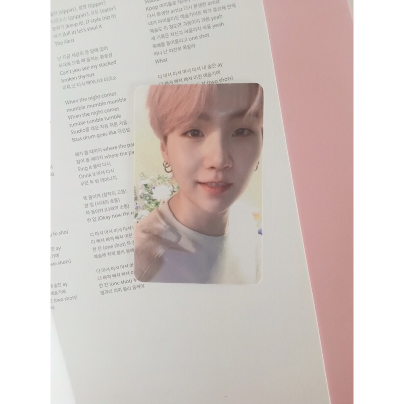 CARD BO GÓC SUGA BTS - OFF 100%