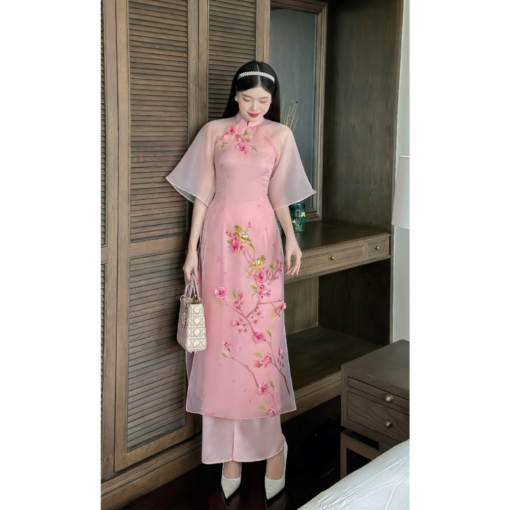 Áo dài cách tân nữ❤️HÀNG CAO CẤP❤️ màu hồng chất liệu organza thiết kế cổ tàu tay lỡ đính hoa 4 tà duyên dáng-LN19