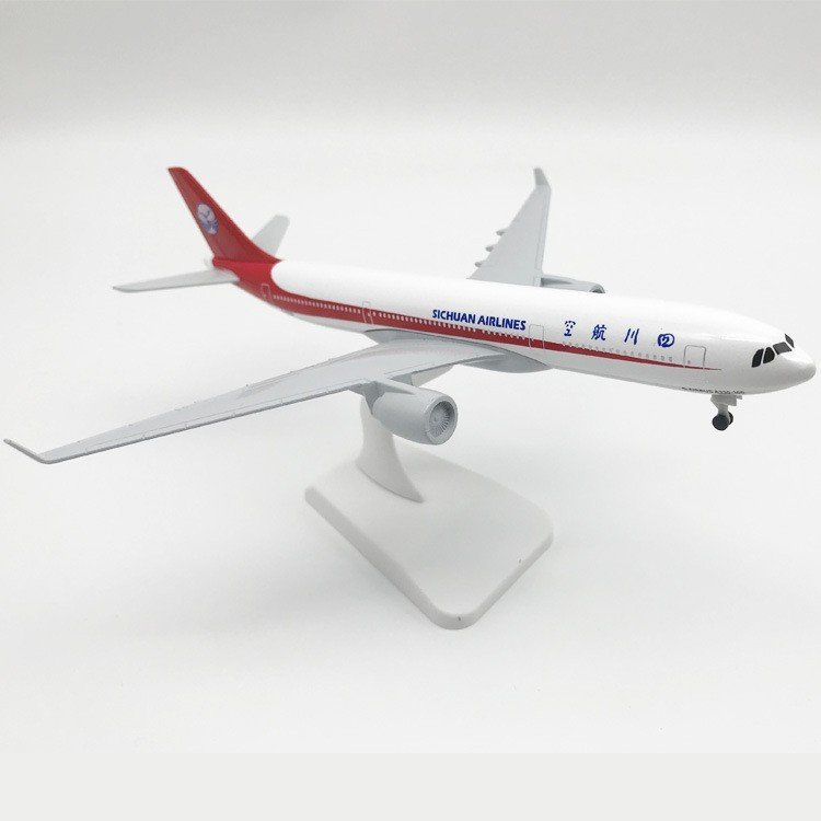 Mô hình máy bay Hãng Hàng Không Tứ Xuyên Airbus A330 có bánh xe 20cm MB20073