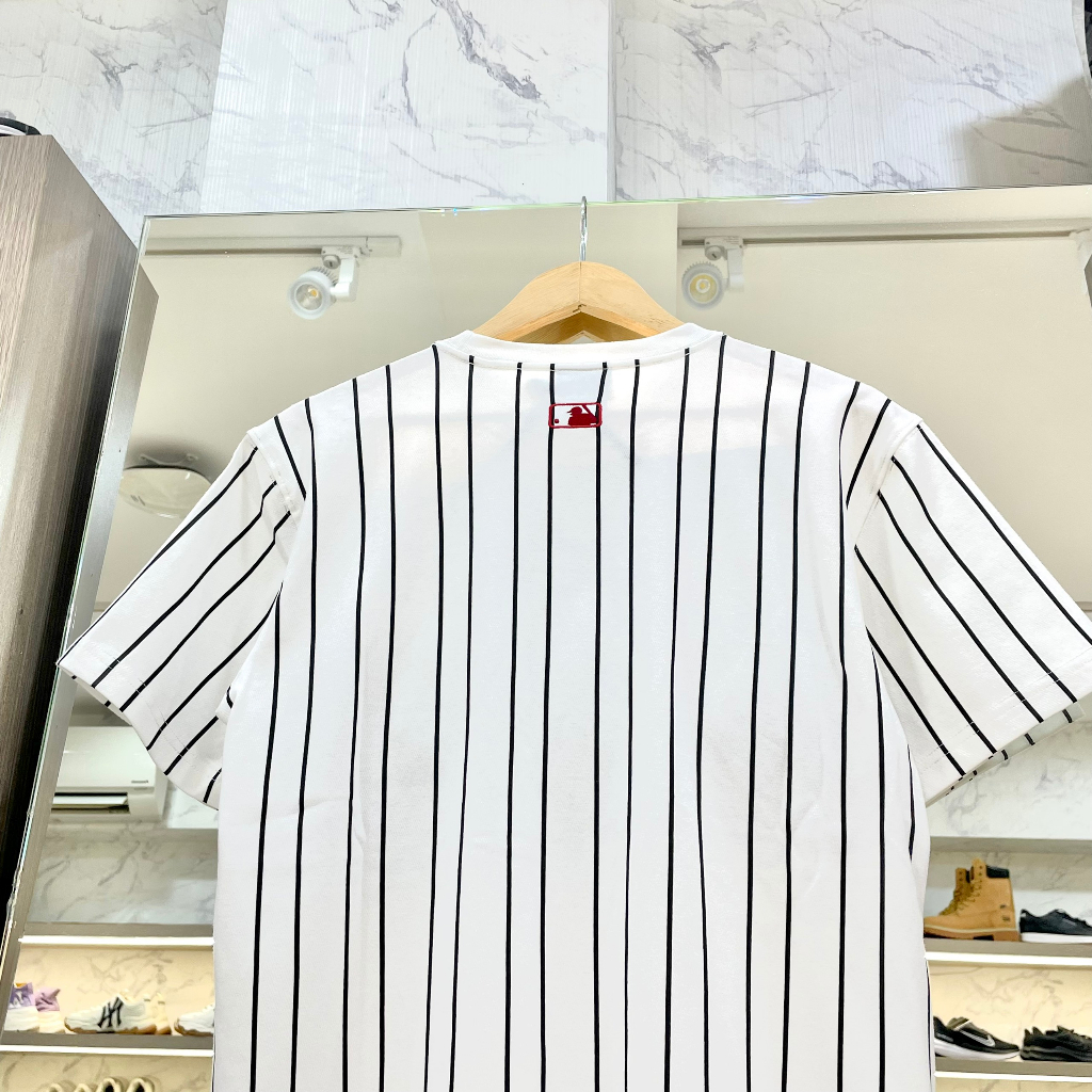 Áo Thun New Era - Áo La Kẻ Sọc *Bông Đỏ* - Trắng - Code: 19500183