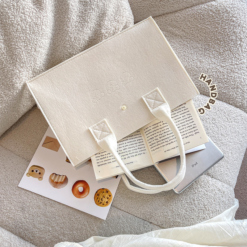 Túi Xách Vuông Hình Gấu Bear Chất Nỉ Nhiều Màu - Túi Gấu Vuông Du Lịch Size 40cm