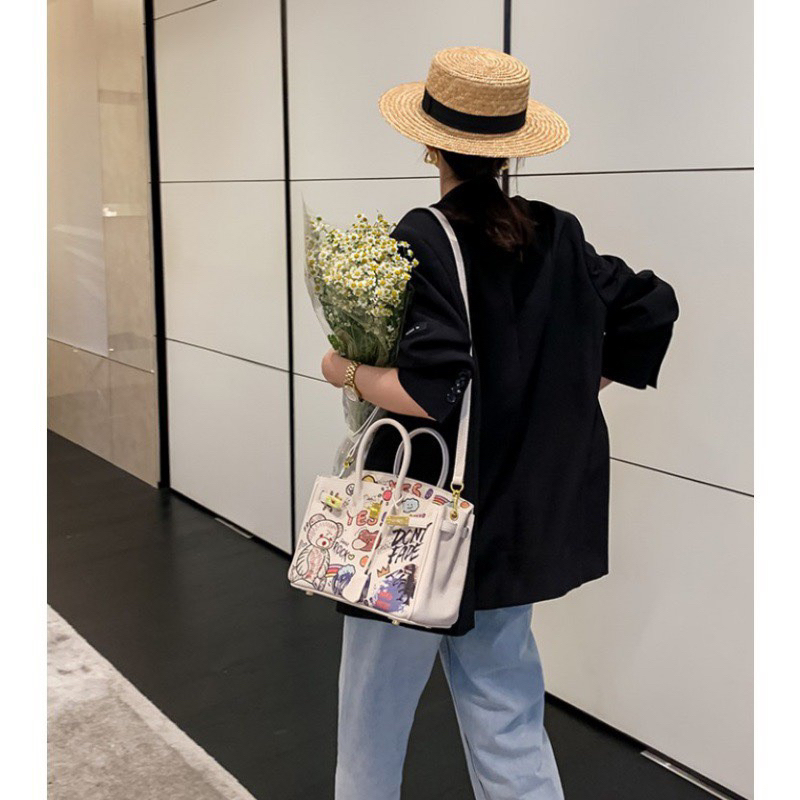 Túi HM sticker gấu 20cm