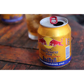 Lốc 6 Lon Bò Húc Thái Redbull