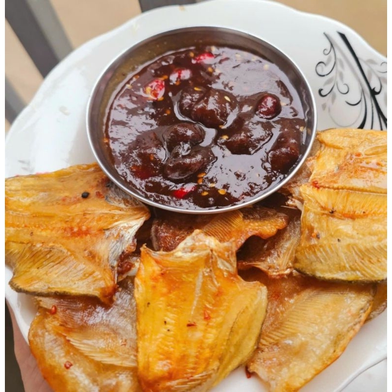 Đá me truyền thống - Me hạt cứng ngào khóm  Hộp 550g