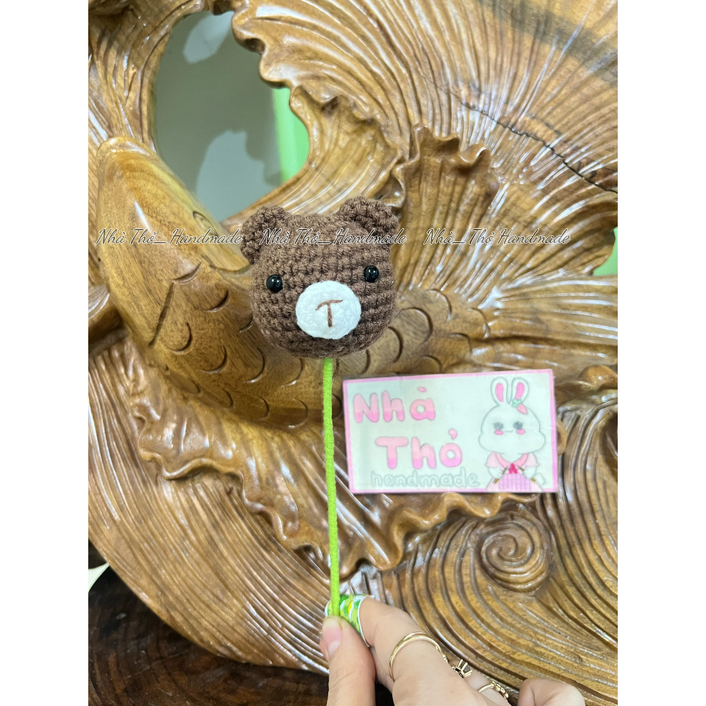 Bông hoa handmade bằng len gắn xe, treo xe, trang trí kính hậu dễ thương