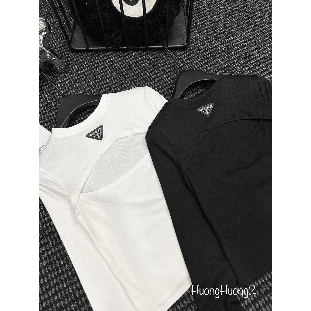 Áo thun dài tay hở ngực tang Pr