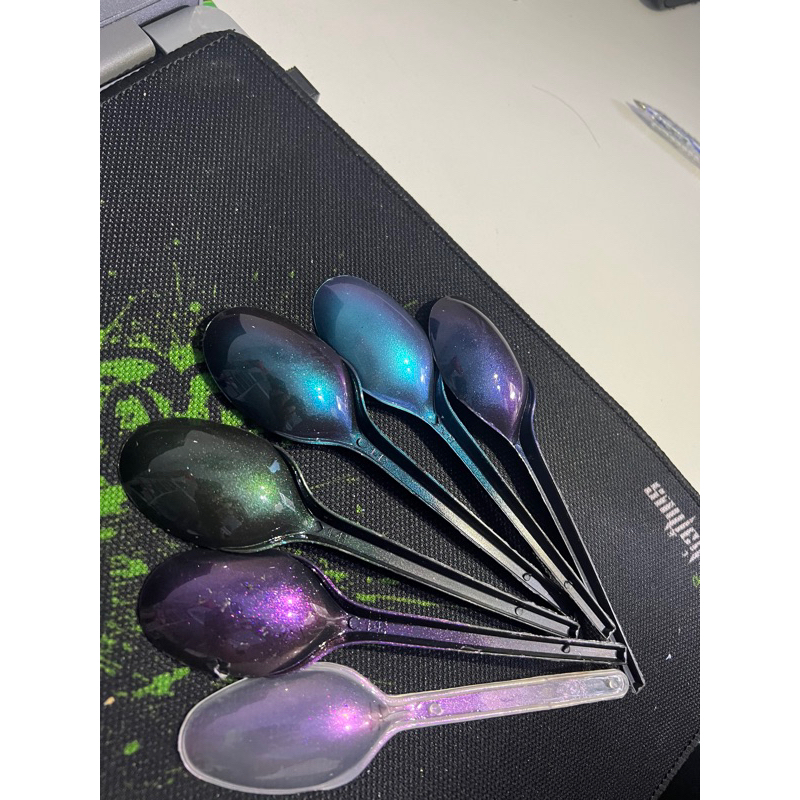 Sơn xe máy -pha lê đổi màu . 65k/100g