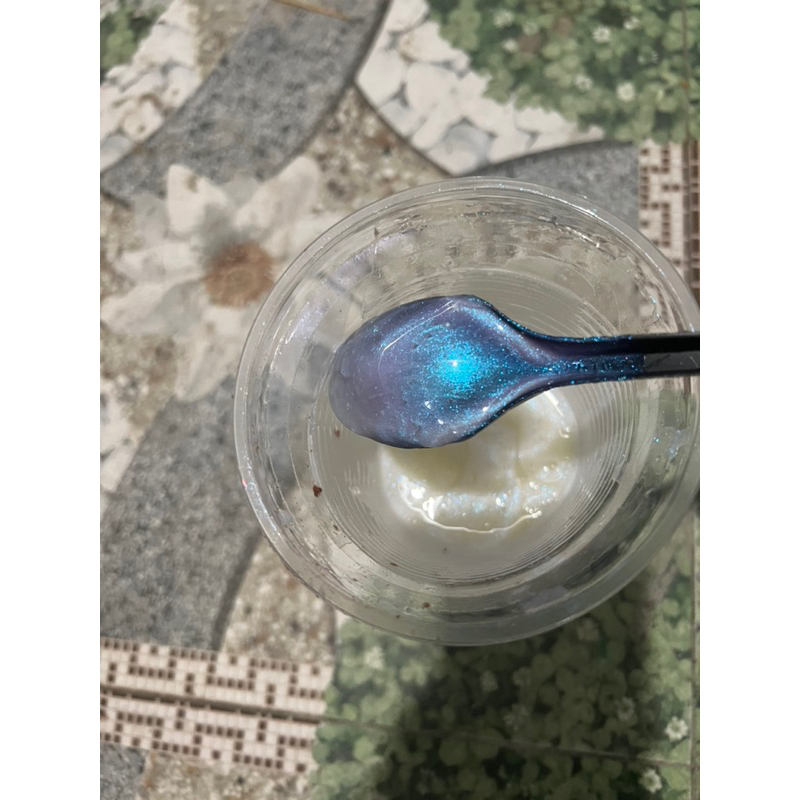 Sơn xe máy -pha lê đổi màu . 65k/100g