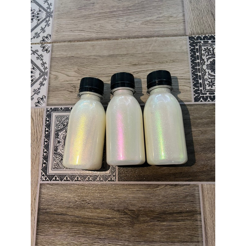 Sơn xe máy -pha lê đổi màu . 65k/100g