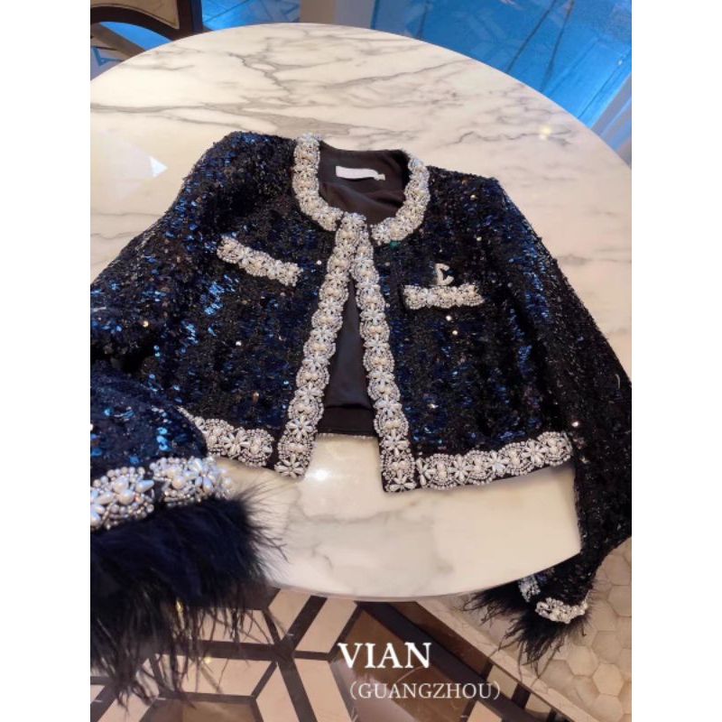 Áo khoác dạ nhũ viền ngọc tay lông cao cấp